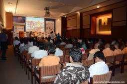 Radhanath Swami at Nehru Centre, Worli1