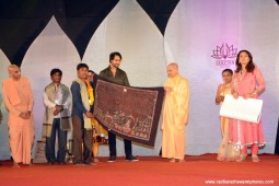 Radhanath Swami showing the art of a devotee