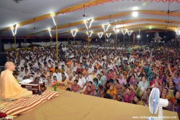 Talk by Radhanath Swami during udupi yatra