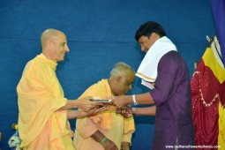 Talk by Radhanath Swami during udupi yatra