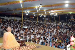 Talk by Radhanath Swami during udupi yatra